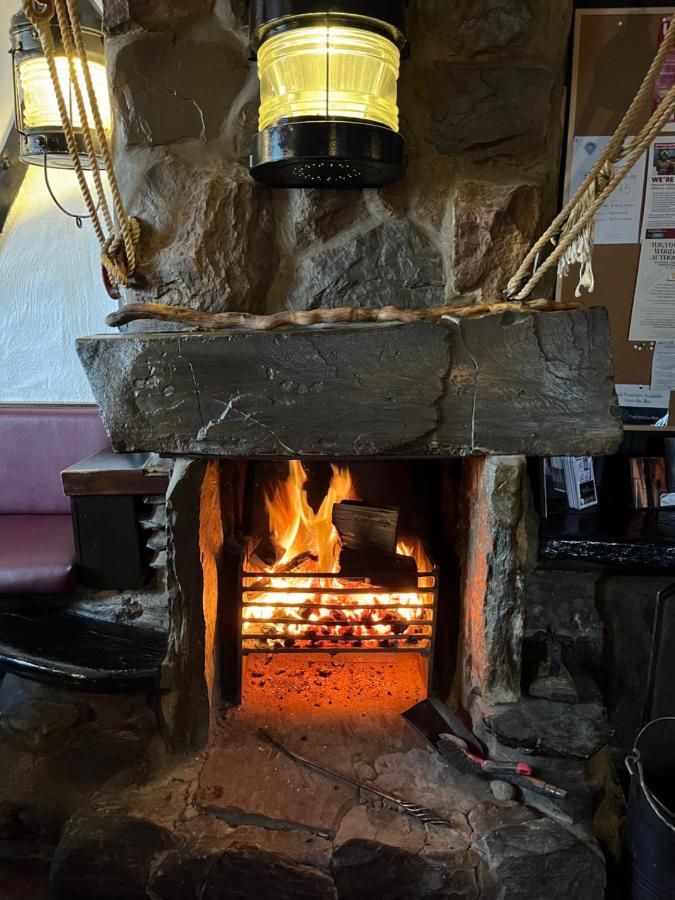 The Harbour Inn Garlieston Buitenkant foto