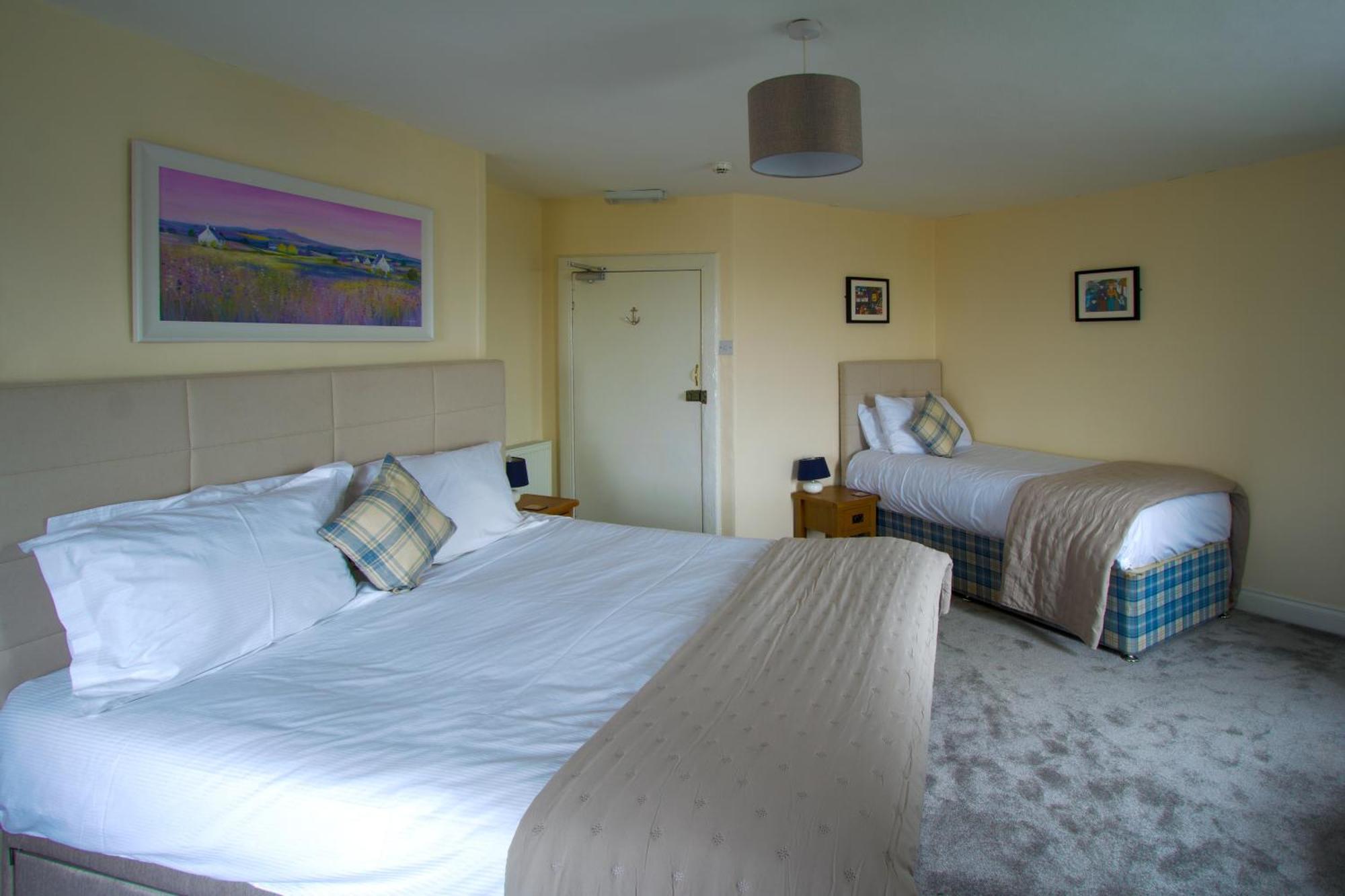 The Harbour Inn Garlieston Buitenkant foto