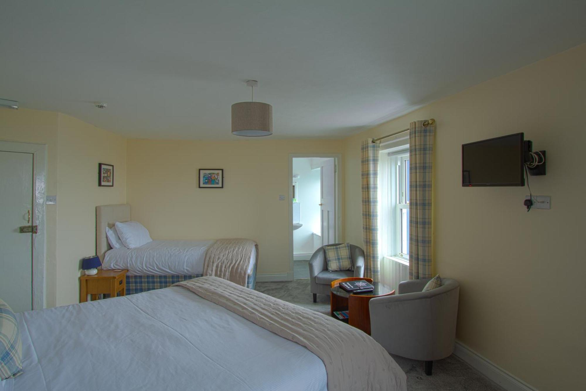 The Harbour Inn Garlieston Buitenkant foto